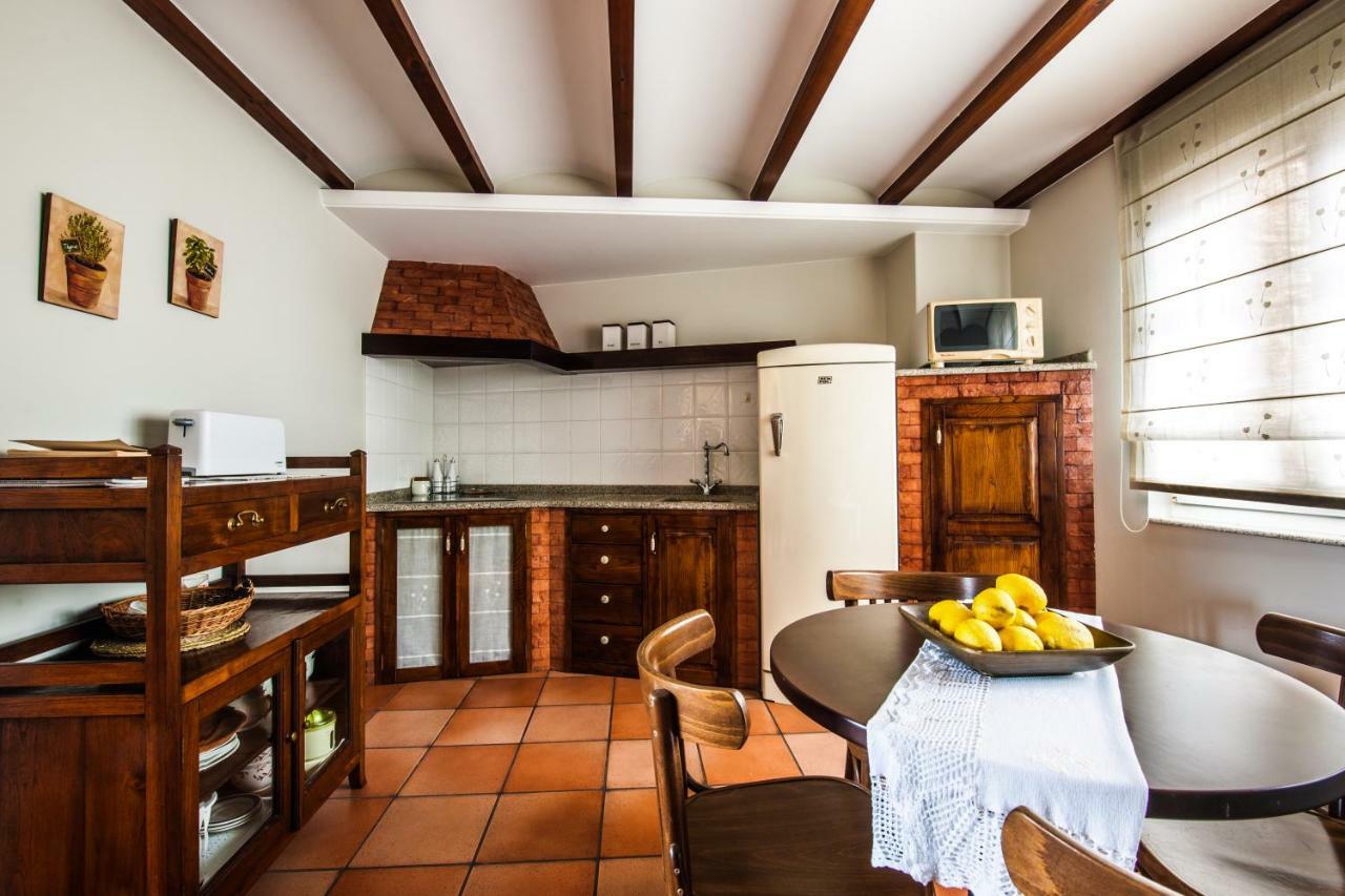Casas Pereira Bed & Breakfast Canduas Exterior photo